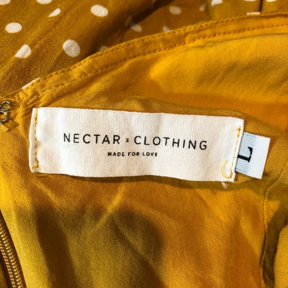 Nectar Clothing Polkadot Sleeveless Bow Romper - Picture 5 of 8